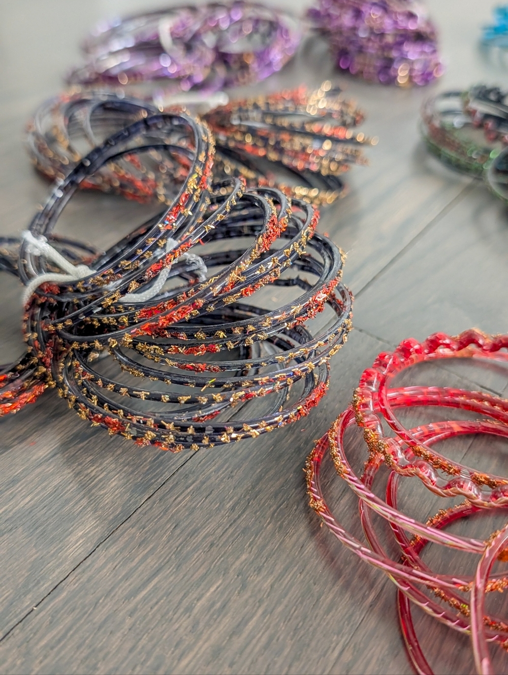 Bundle of Pakistani Indian Glass Bangles (Choorian) Sets - Picture 4 of 6